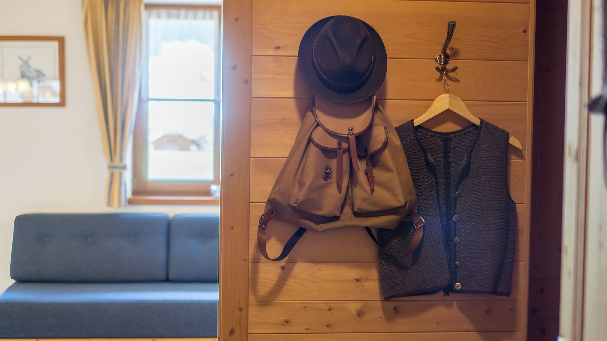 Wardrobe - cornflower